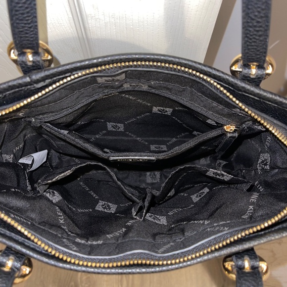 Anne Klein Perfect Tote - Picture 4 of 4